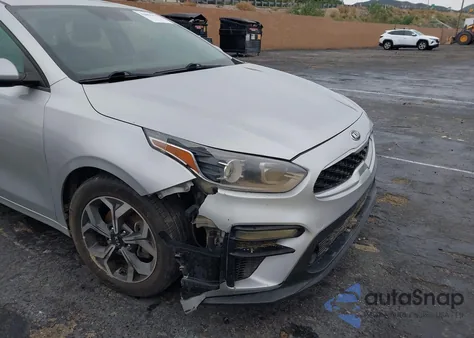 2021 Kia Forte Lxs из США, поврежденный, VIN 3KPF24AD6ME350825